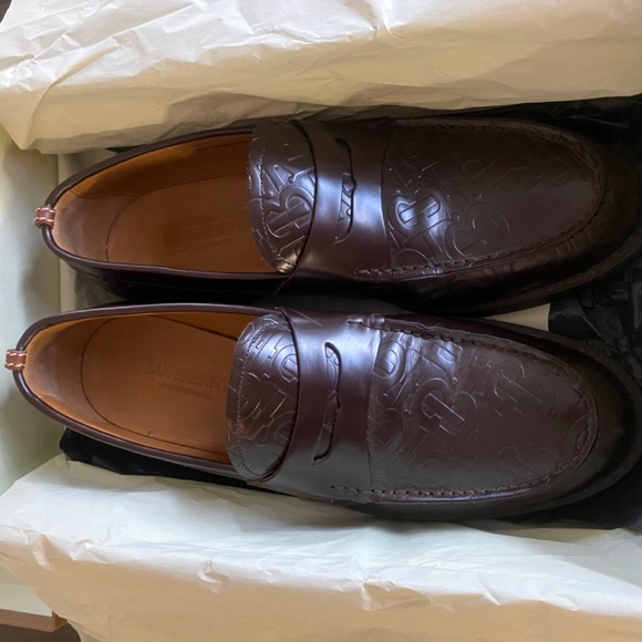 COPY - Burberry Embossed Loafer for Men - Picture 2 of 8